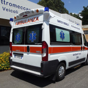 ambulanza_dakota_esterno02